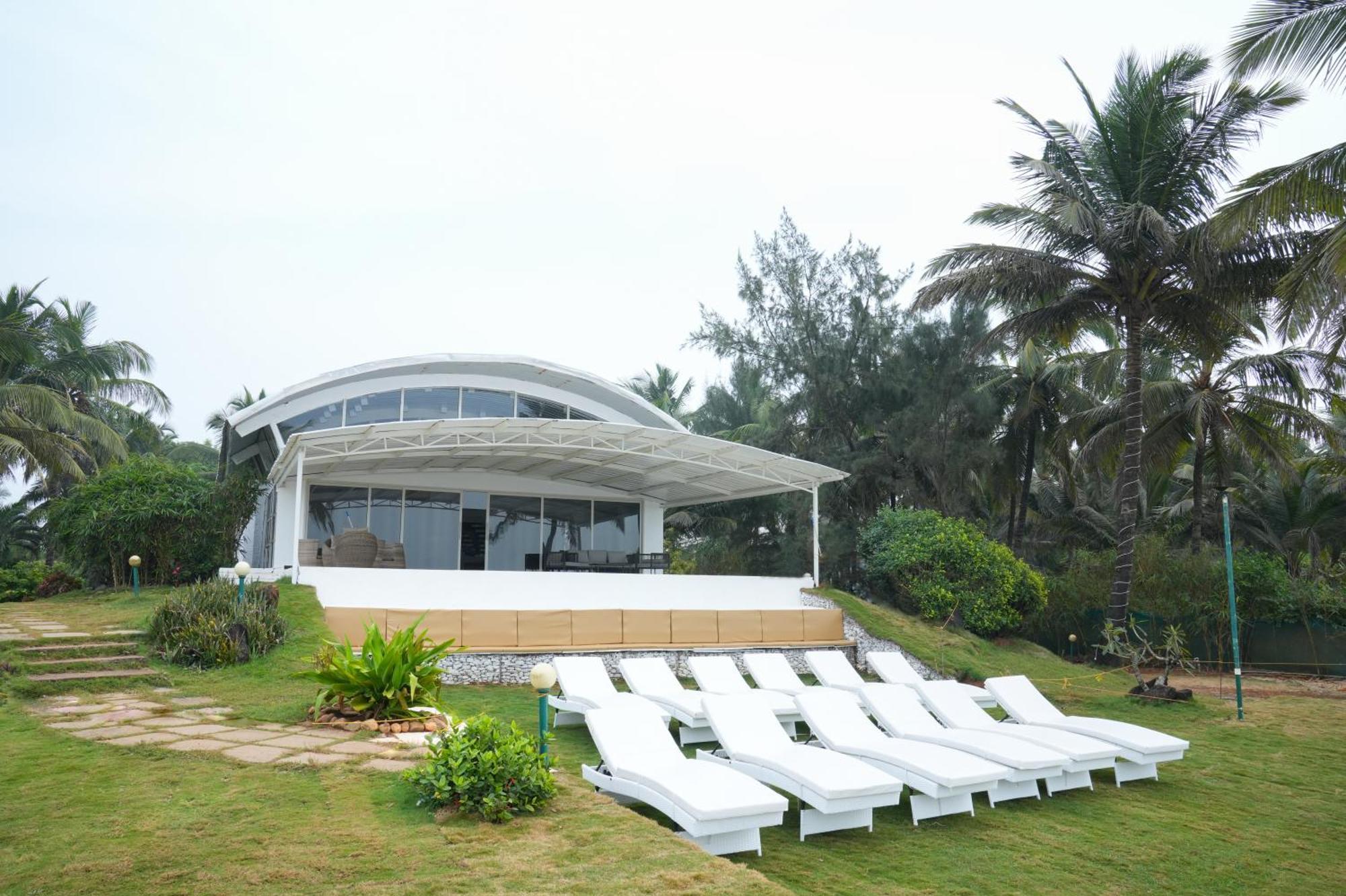 Regenta Beach House Resort, Goa Benaulim Εξωτερικό φωτογραφία