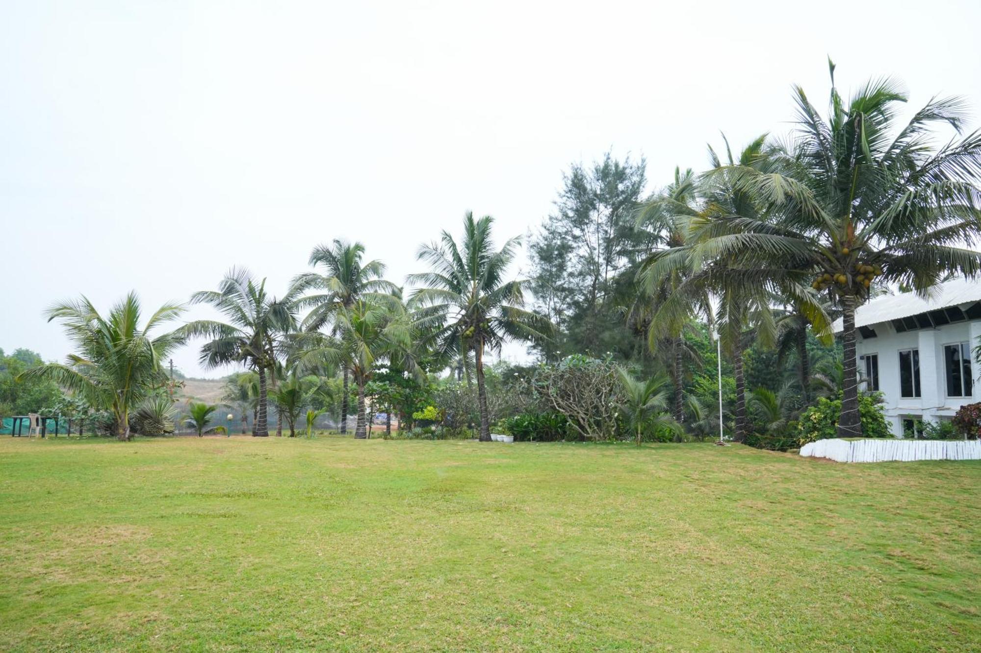Regenta Beach House Resort, Goa Benaulim Εξωτερικό φωτογραφία